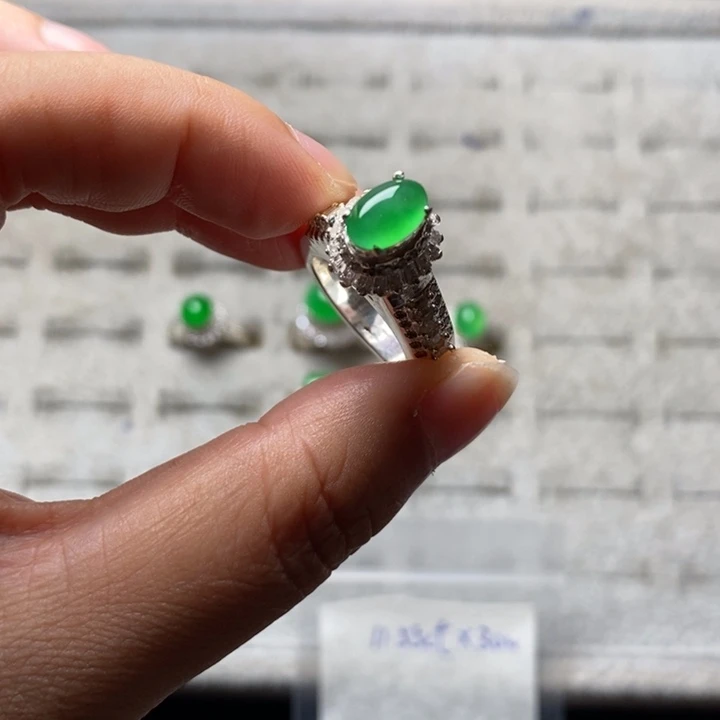 定制翡翠未镶嵌缅甸天然翡翠