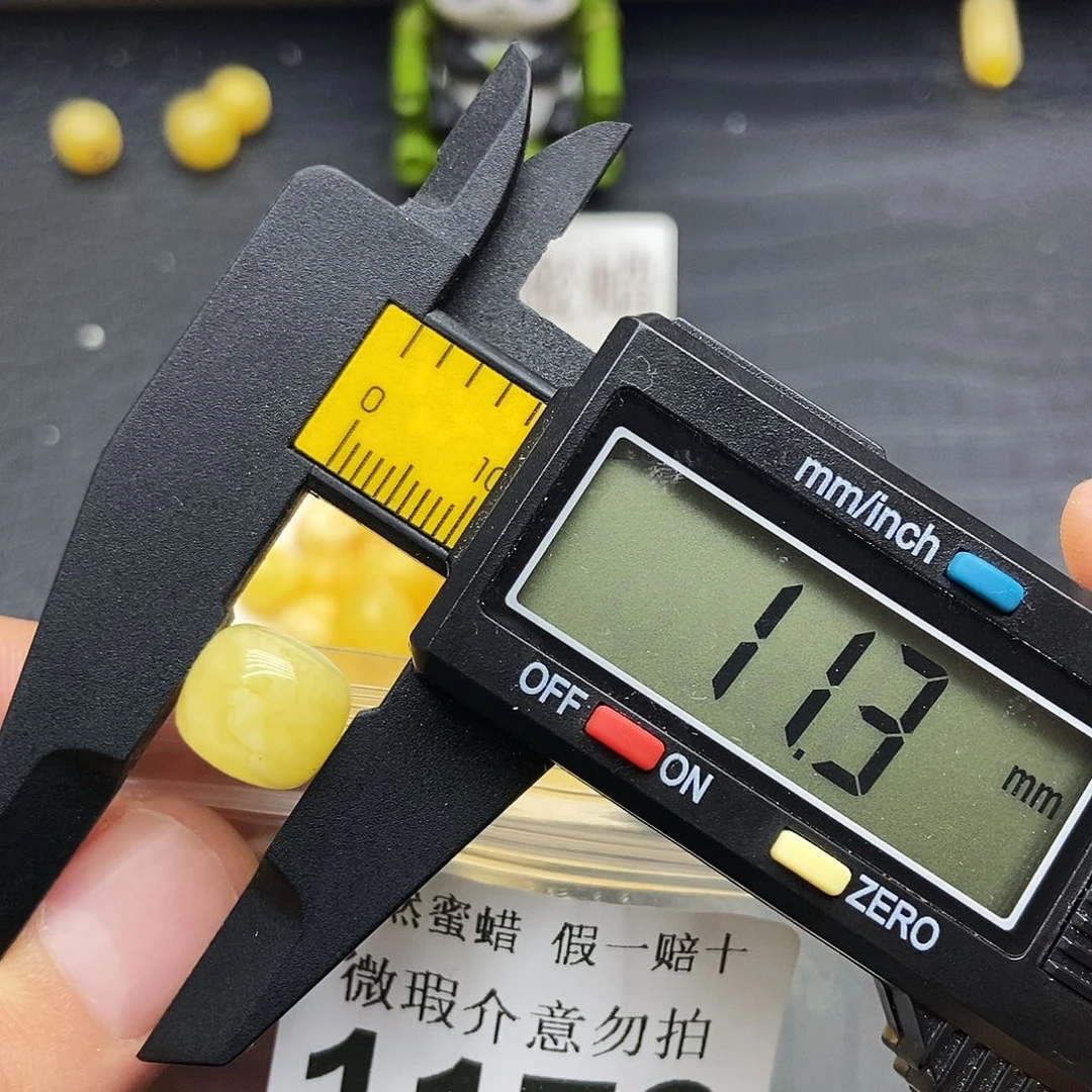 蜜蜡未镶嵌珠宝奇石1172