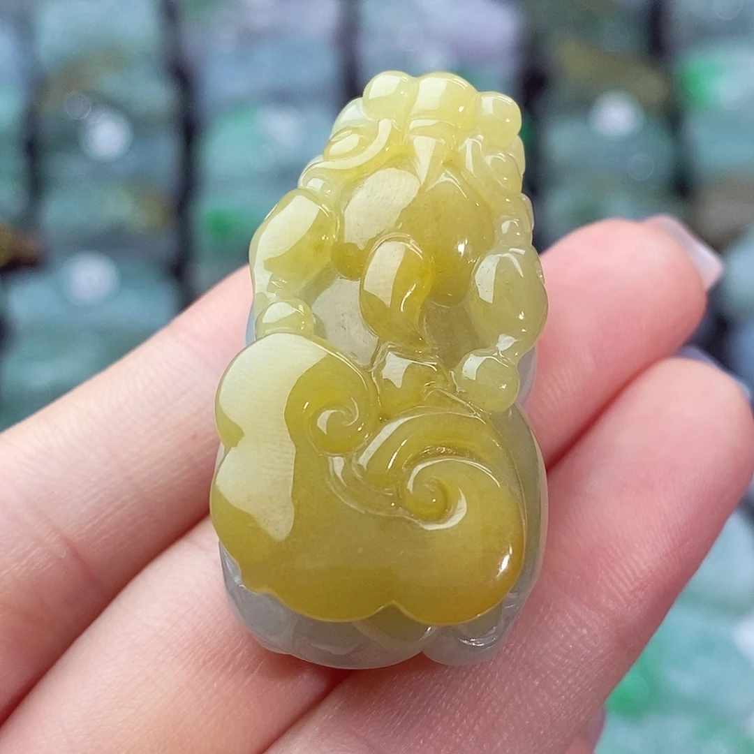 颈饰未镶嵌翡翠天然