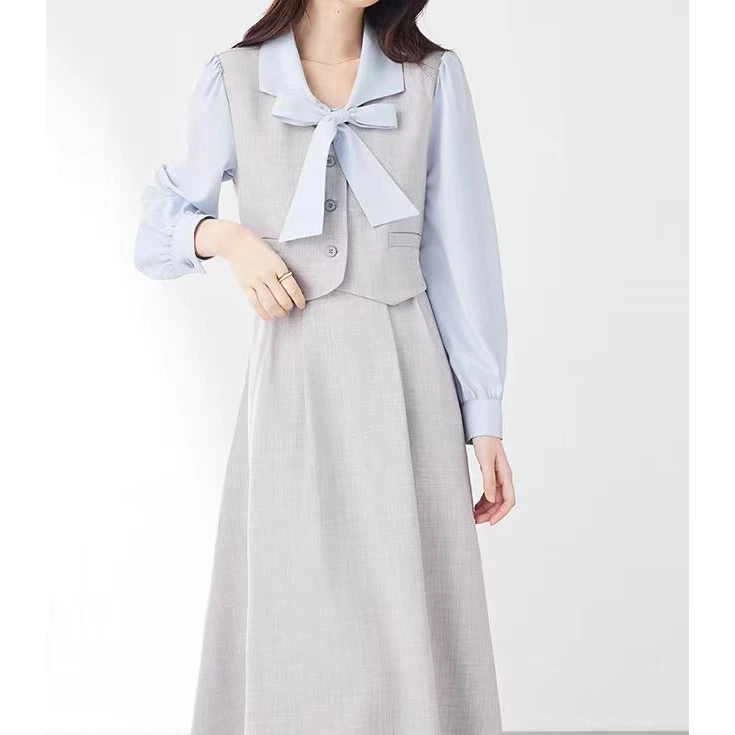 富家千金高级感2025年L连衣裙设计感灰蓝拼接连衣裙伞裙气质通勤