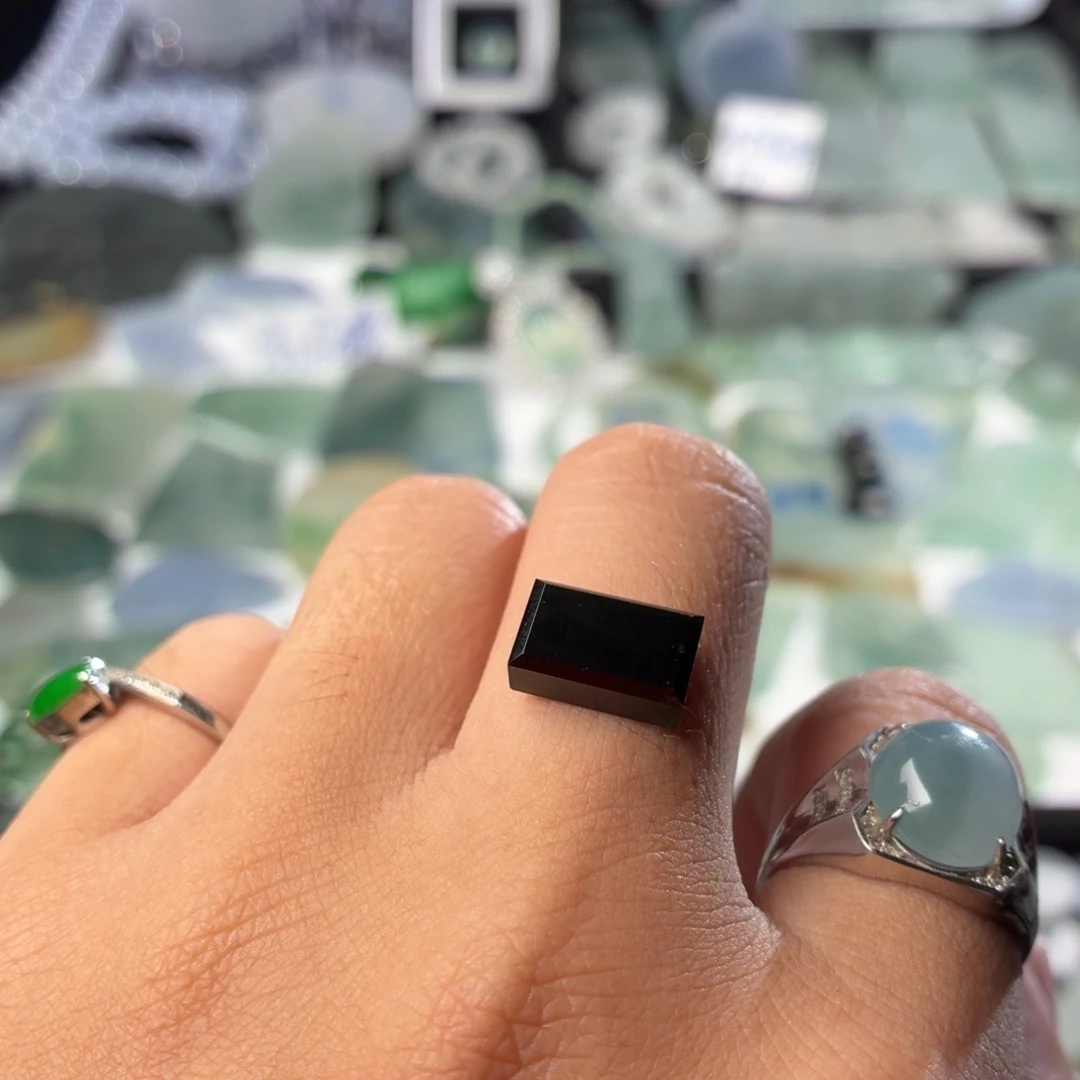 定制翡翠未镶嵌天然缅甸翡翠a货高品质墨翠界面