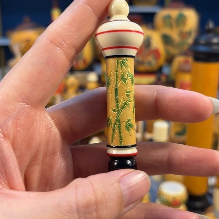 大叶紫檀（黑酸枝木类）