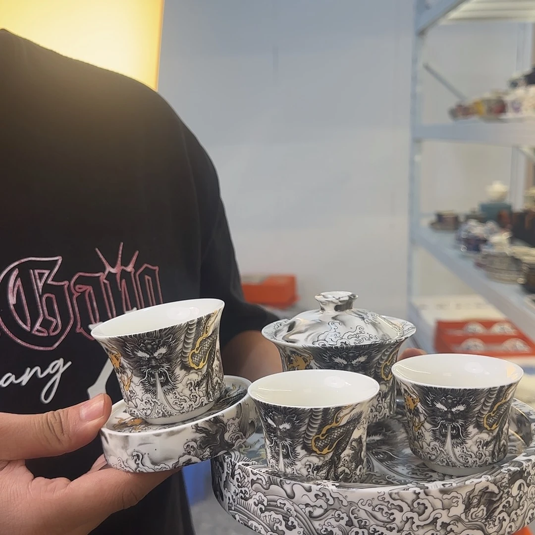 当代艺术名家辞典