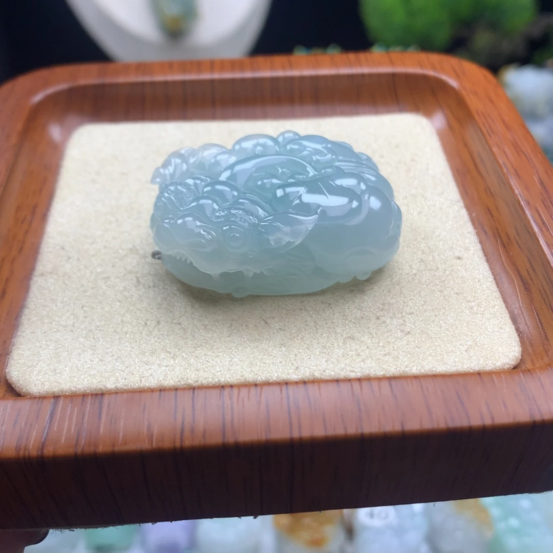 翡翠未镶嵌颈饰23