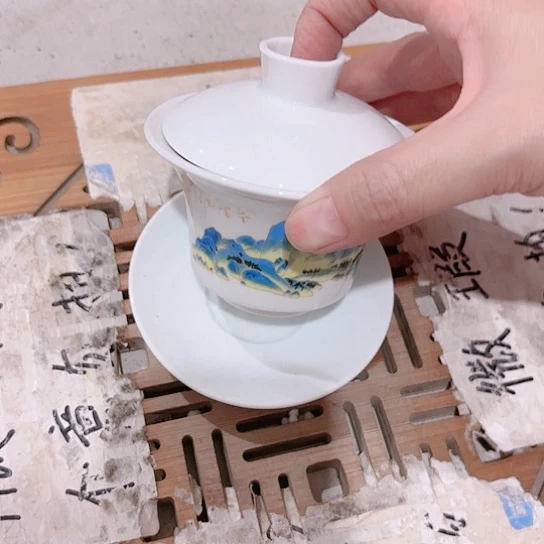 微瑕介意的勿拍，喜欢再下单，谢谢支持