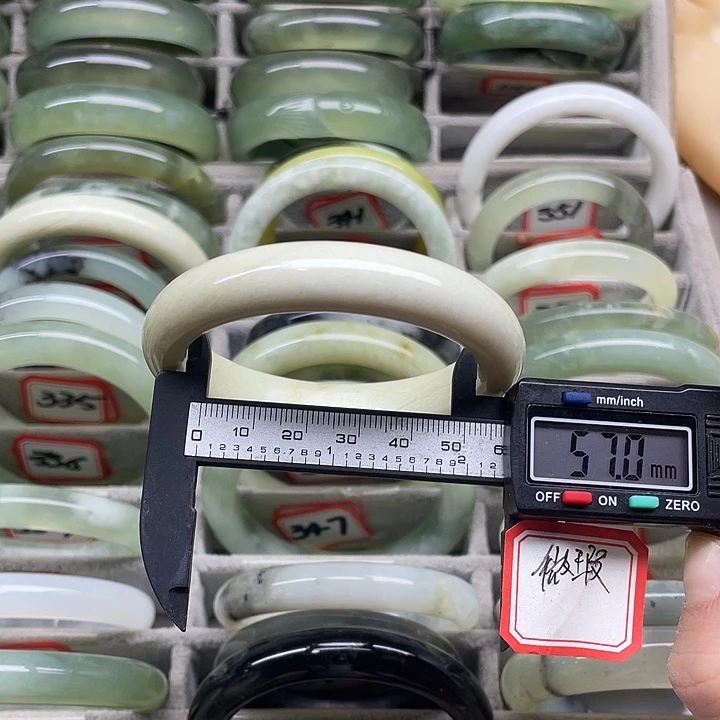 未镶嵌蛇纹石玉手镯327