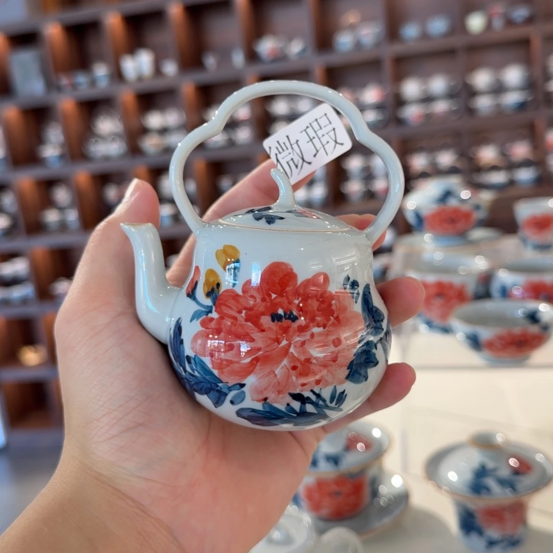 釉下手绘茶具微瑕