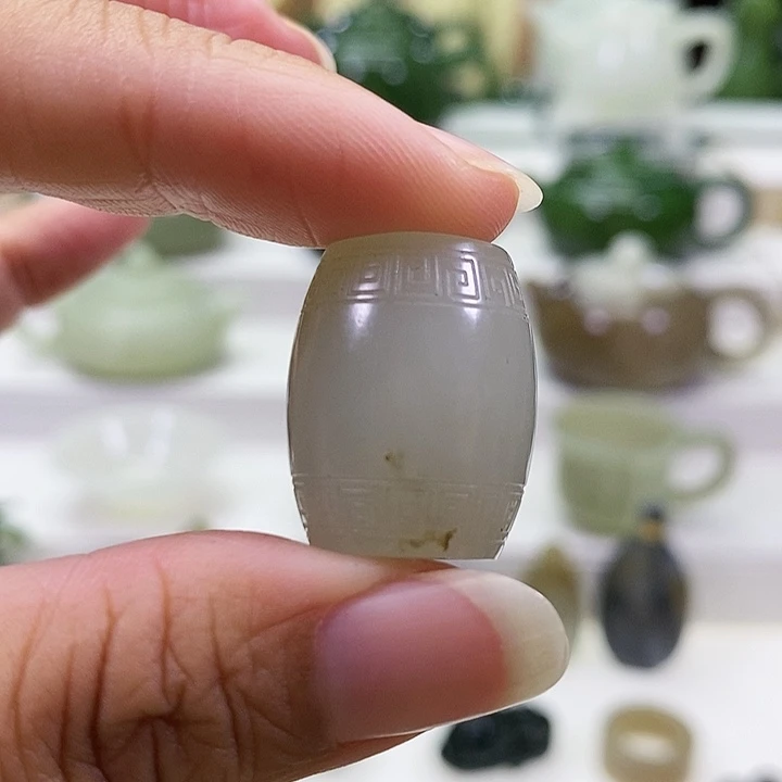未镶嵌和田玉挂件