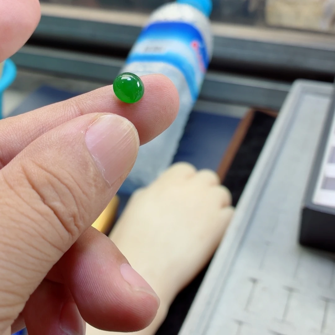 定制翡翠未镶嵌戒面