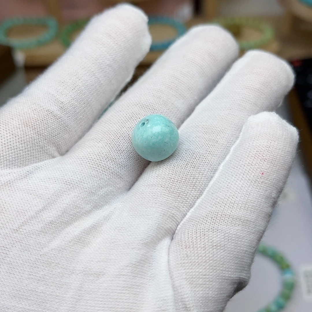 萧***天南红玛瑙未镶嵌珠宝奇石