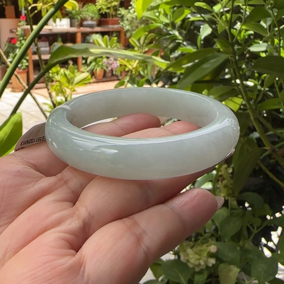 翡翠手镯未镶嵌56正圈