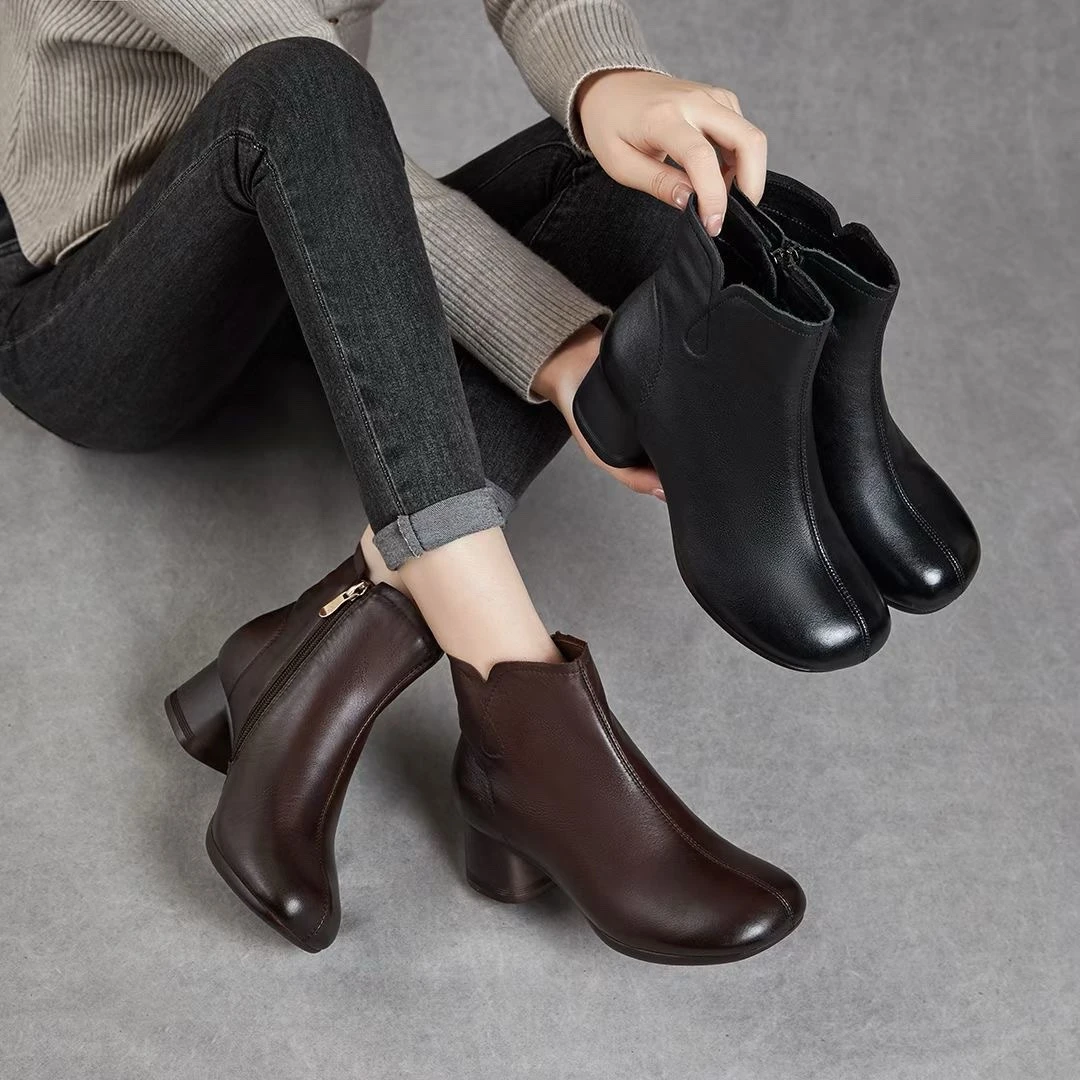 秋冬新款头层牛皮真皮短靴软底百搭圆头中跟粗跟拼接时装靴舒适