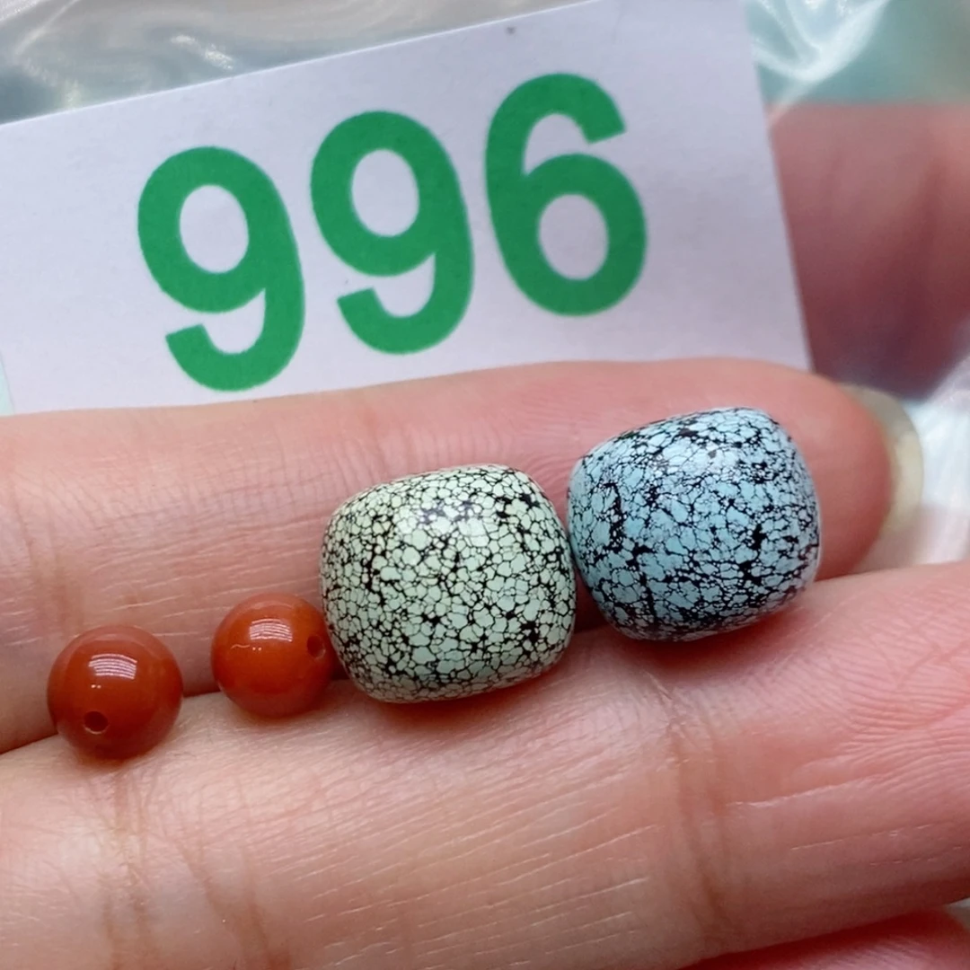 南红玛瑙未镶嵌珠宝奇石