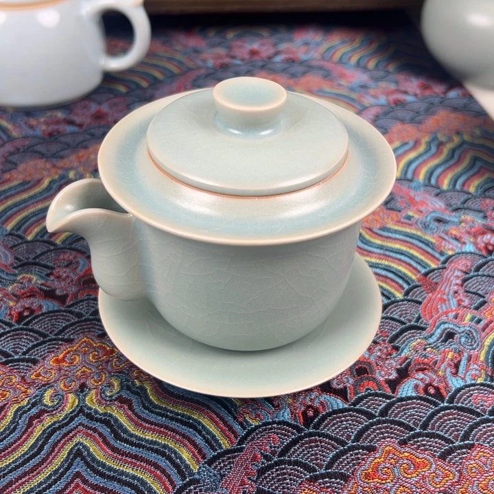 仿古釉水微瑕手抓壶