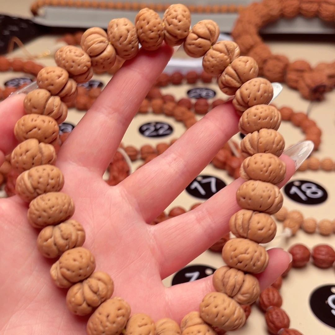 文玩核桃吊坠噗****核桃