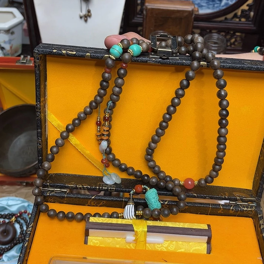 大叶紫檀（黑酸枝木类）