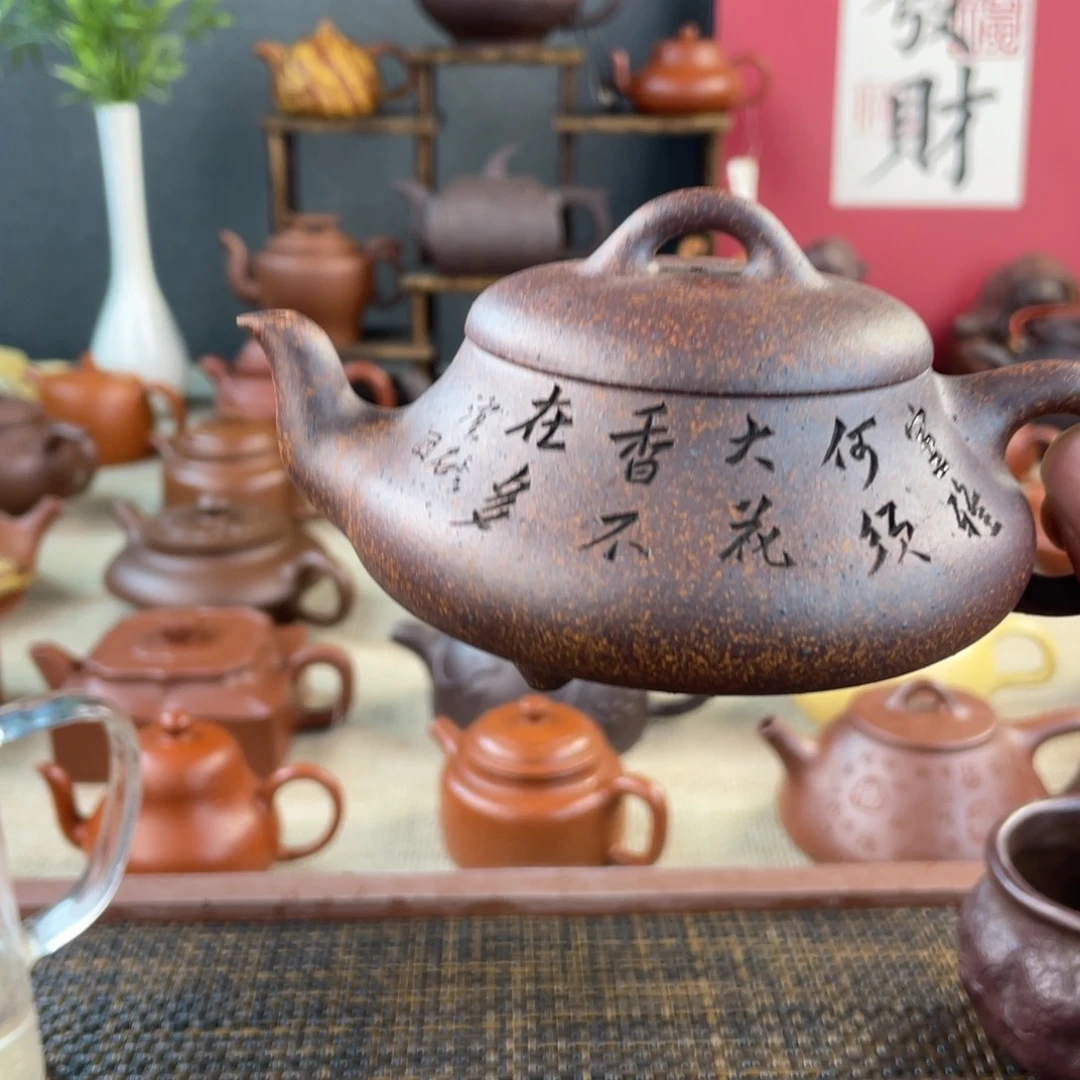 紫砂茶壶42454475725784845588