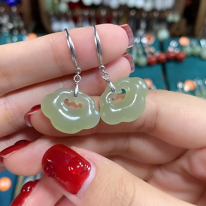 和田玉银S925镶嵌耳饰平安锁19.5*14.5左右