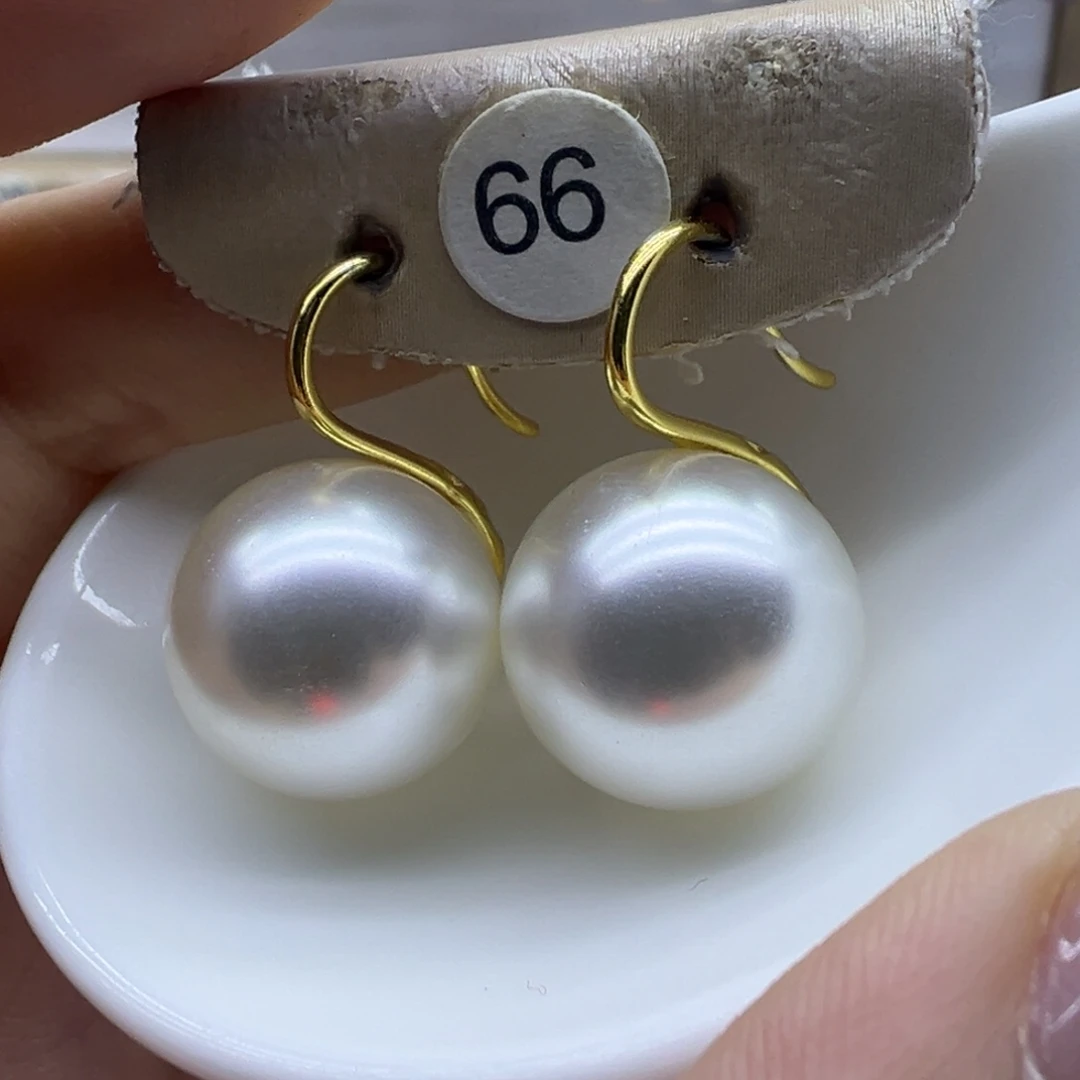 18K金镶嵌耳饰淡水珍珠