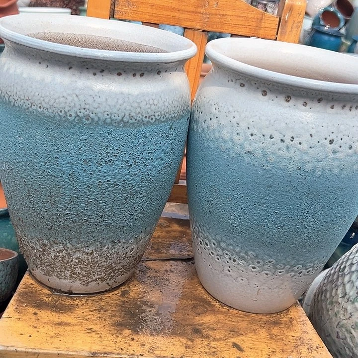 紫砂花盆口18高25。。。。。。。。。。。。。