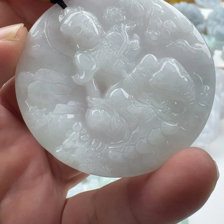 翡翠未镶嵌颈饰天然缅甸A货翡翠