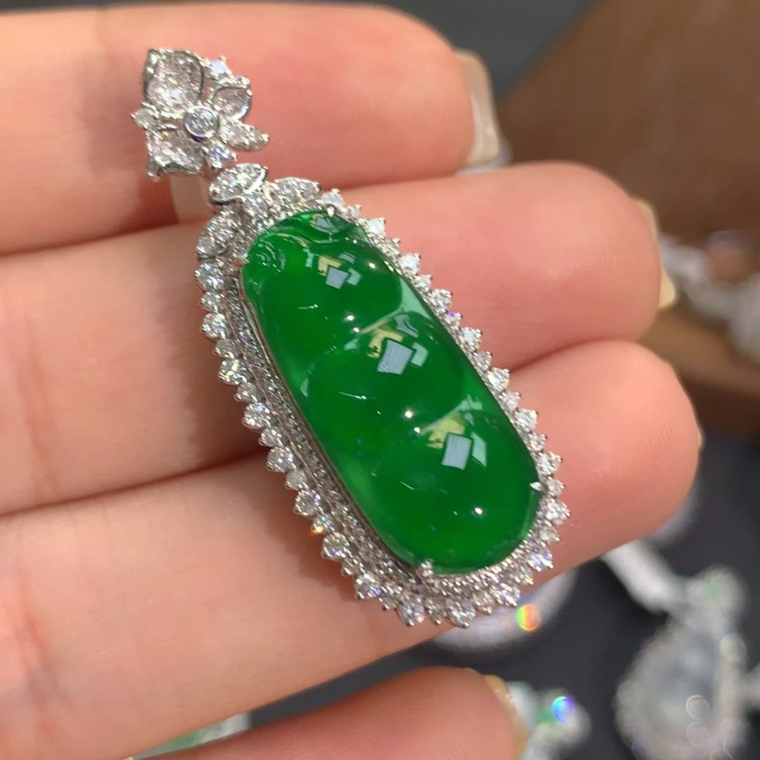 翡翠18K金镶嵌吊坠(不含链)