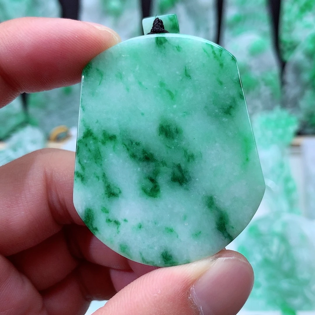 翡翠未镶嵌颈饰翡翠吊坠