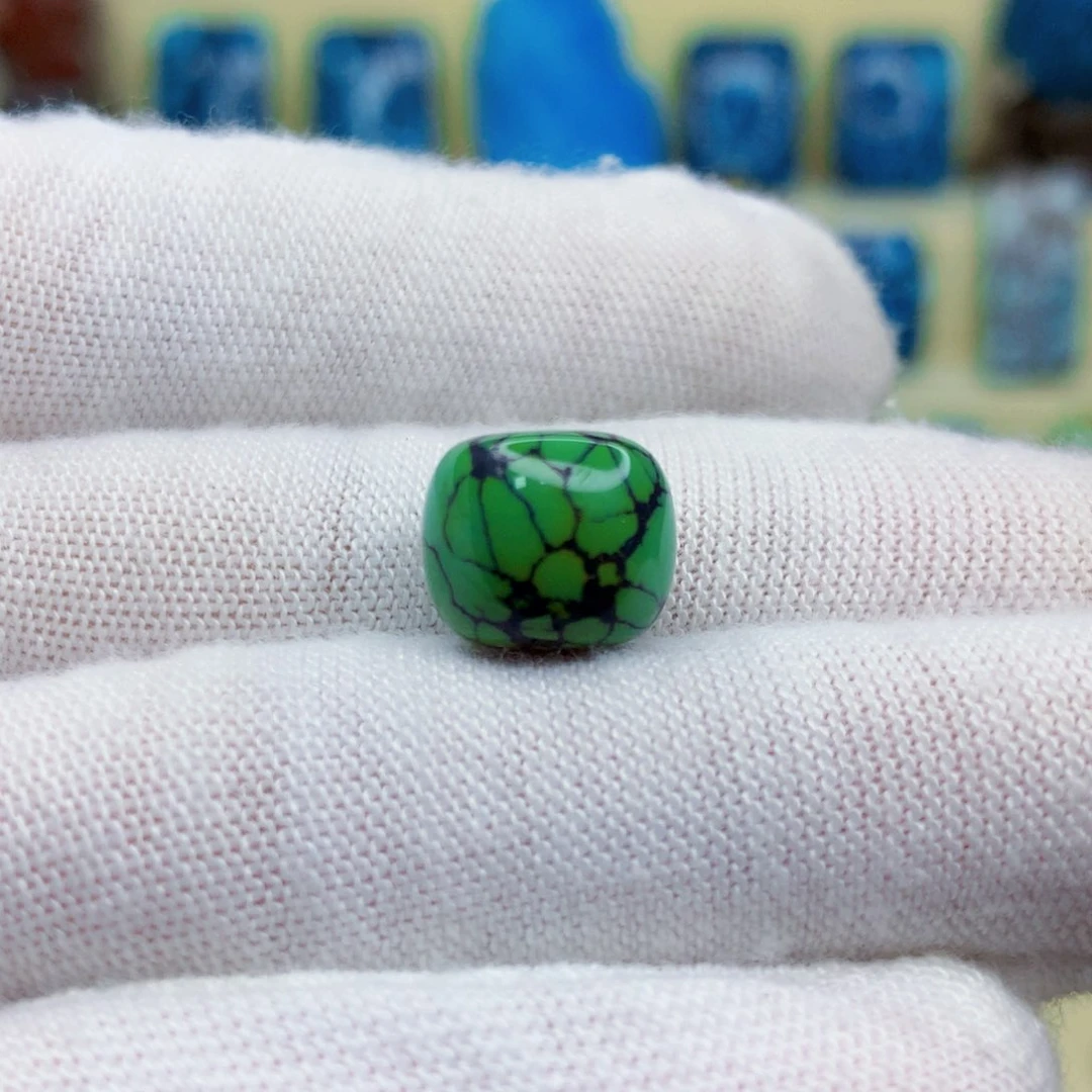 绿松石绿松石未镶嵌