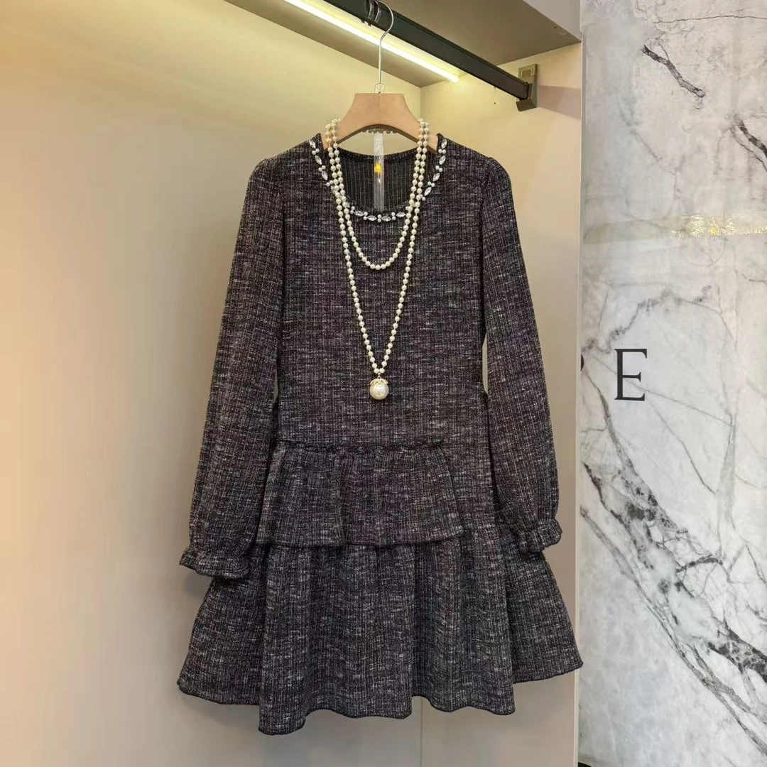 秋季2025新款时尚洋气气质圆领镶钻长袖宽松显瘦2025连衣裙6553