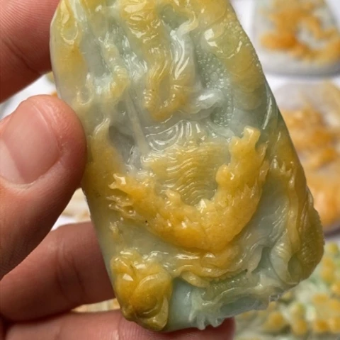 定制翡翠未镶嵌翡翠