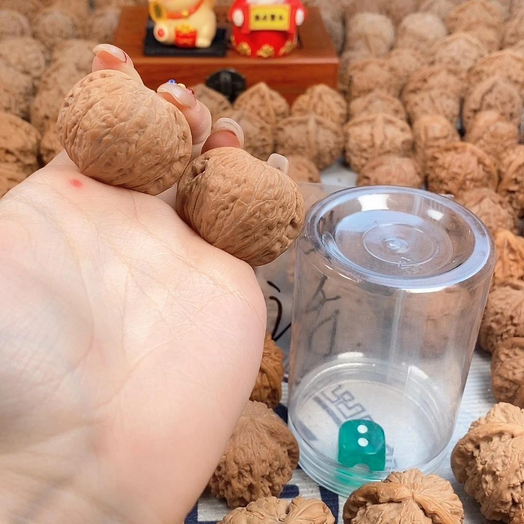 文玩核桃吊坠铁锤34