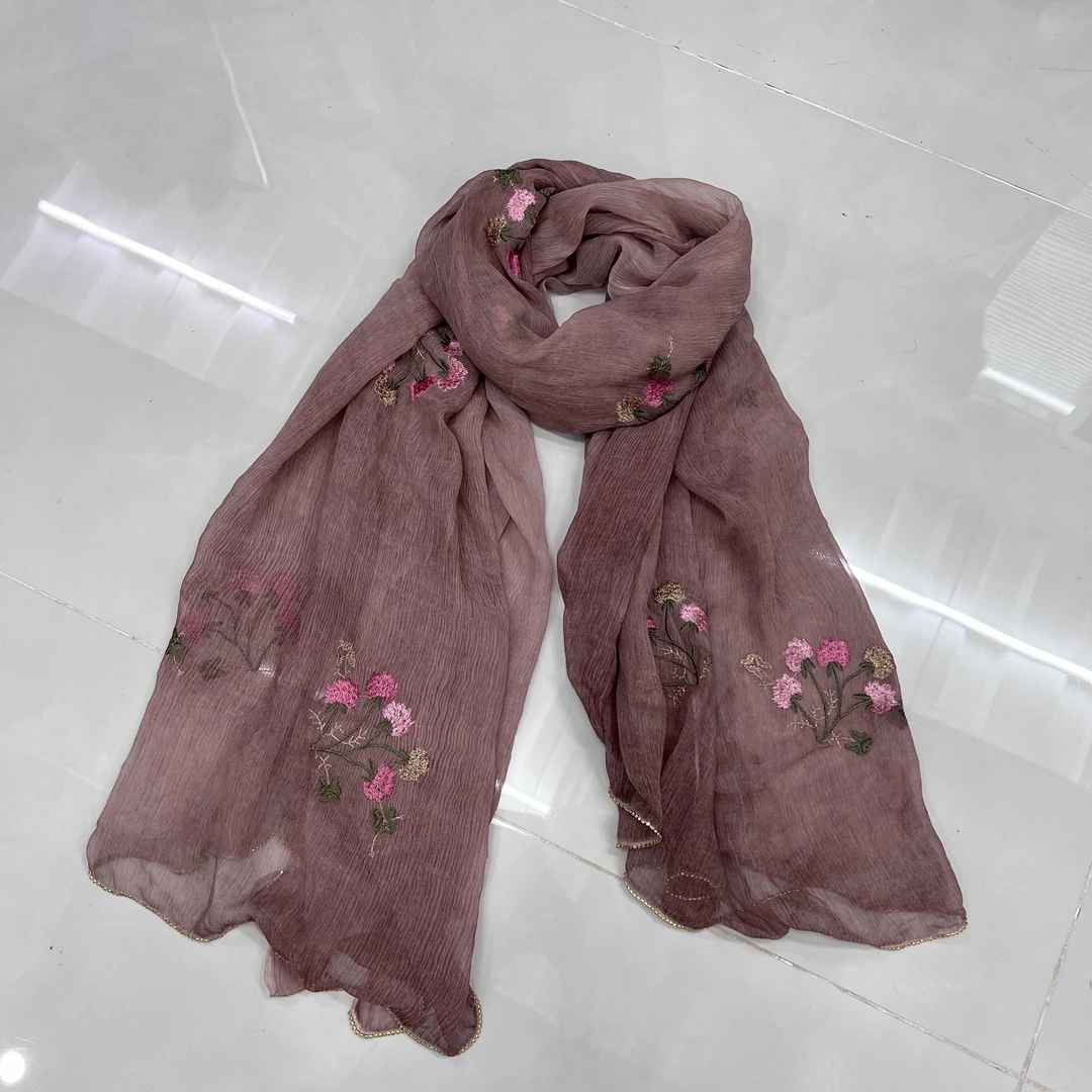 100%桑蚕丝围巾真丝刺绣丝巾