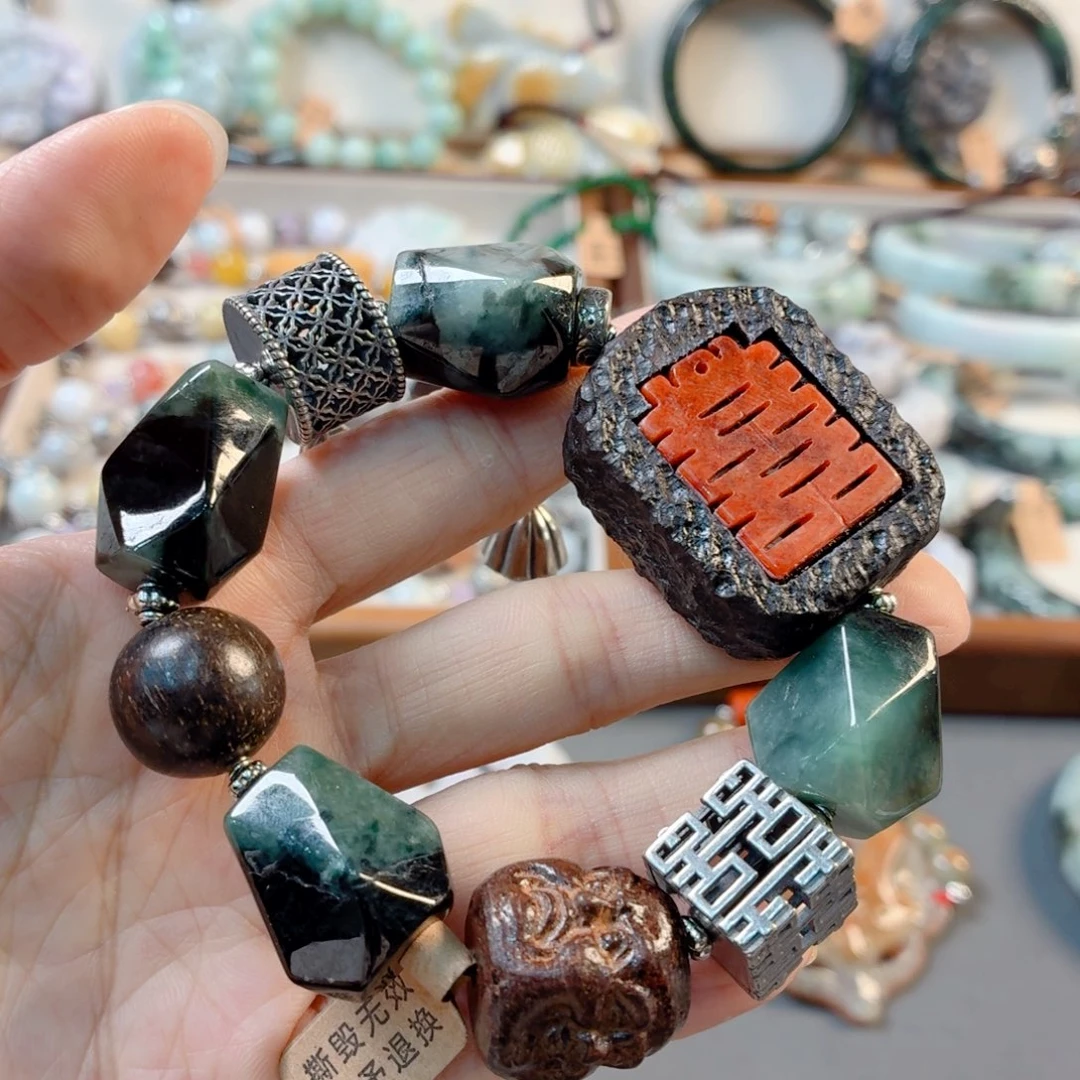 g***h翡翠未镶嵌颈饰手串