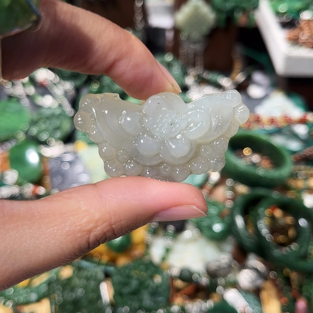 未镶嵌岫玉毛衣链