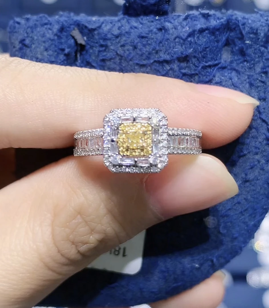 18K金方糖黄钻戒指