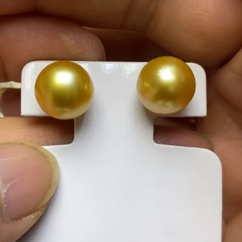 海水珍珠耳饰18K金镶嵌