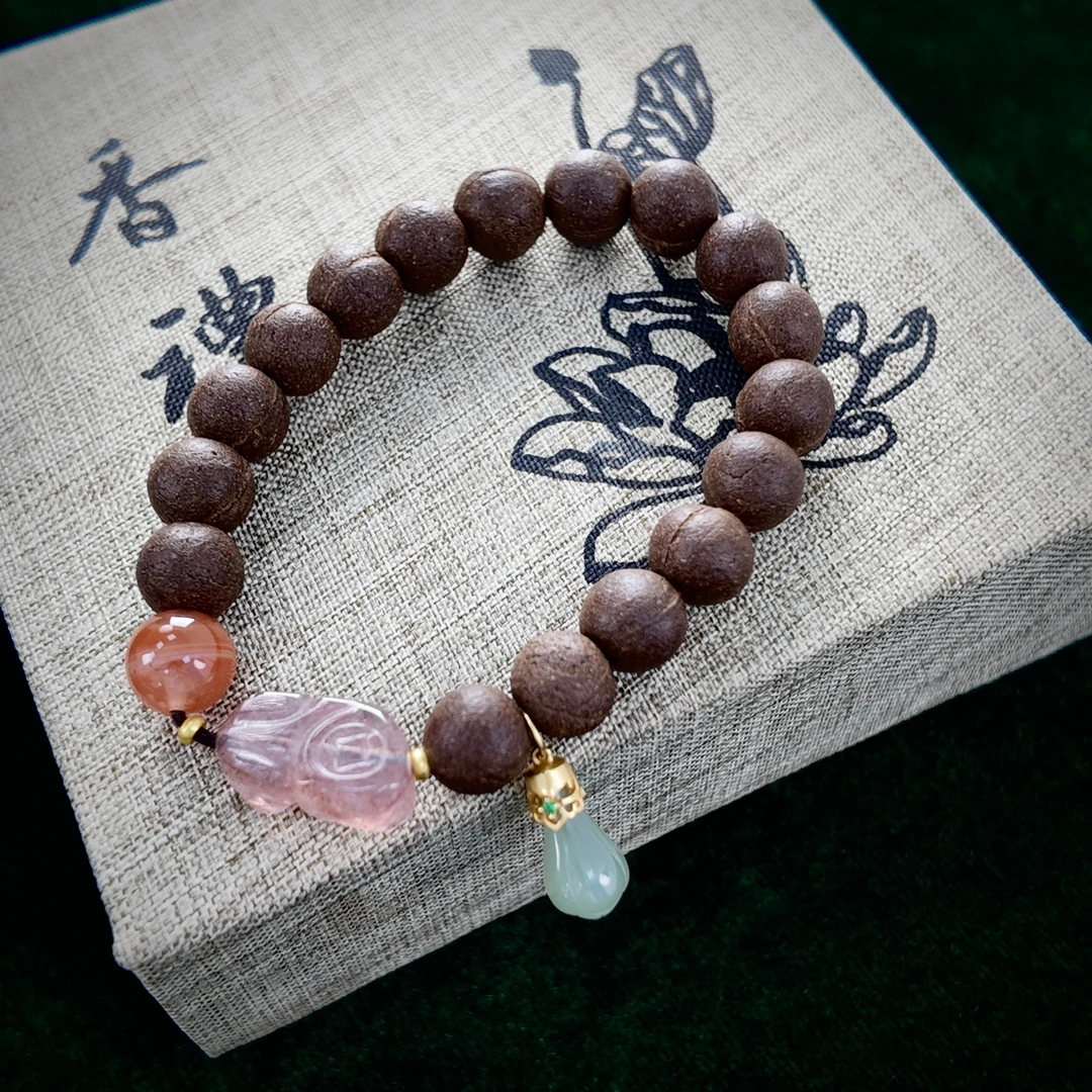 非遗传承人手作檀韵三彩蝴蝶香手链