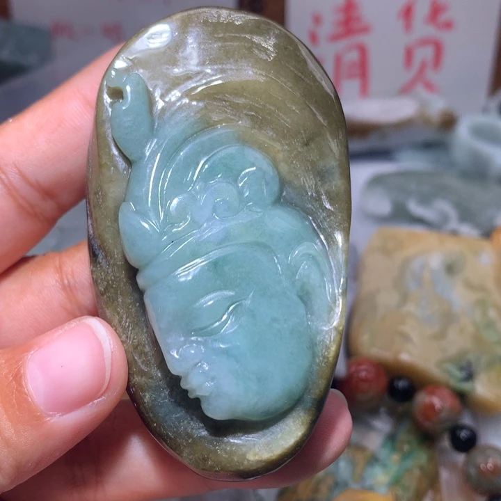 翡翠未镶嵌颈饰保真天然A货翡翠
