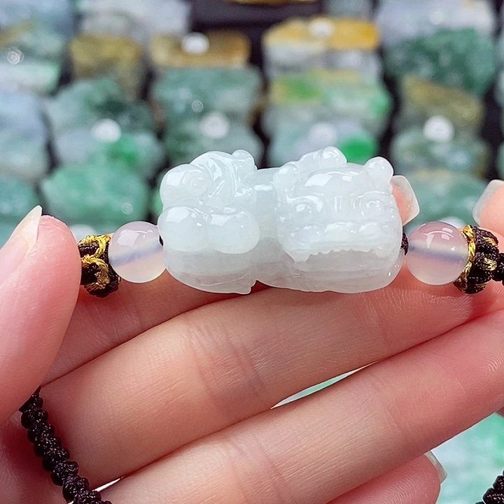 颈饰未镶嵌翡翠活****?天然