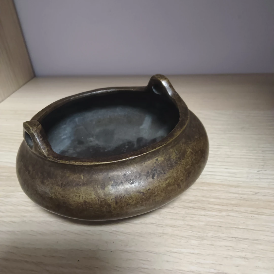 精仿铜香炉包浆好，（具体细节直播间问询清楚，发货后不退换）