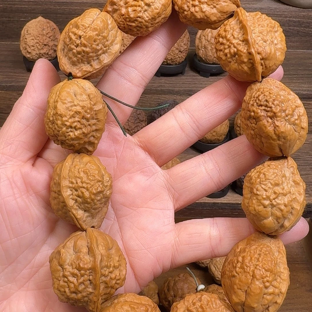 吊坠文玩核桃15山羊王手持28尺寸