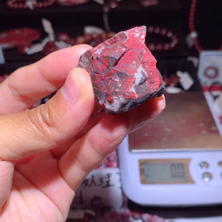 天然辰砂天然朱砂毛料