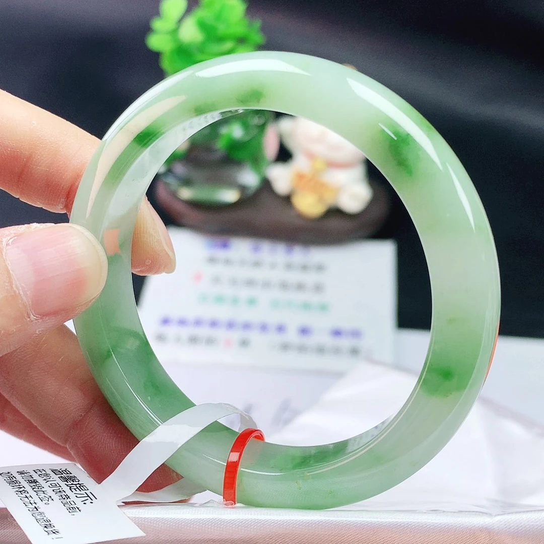 未镶嵌手镯翡翠51+圈