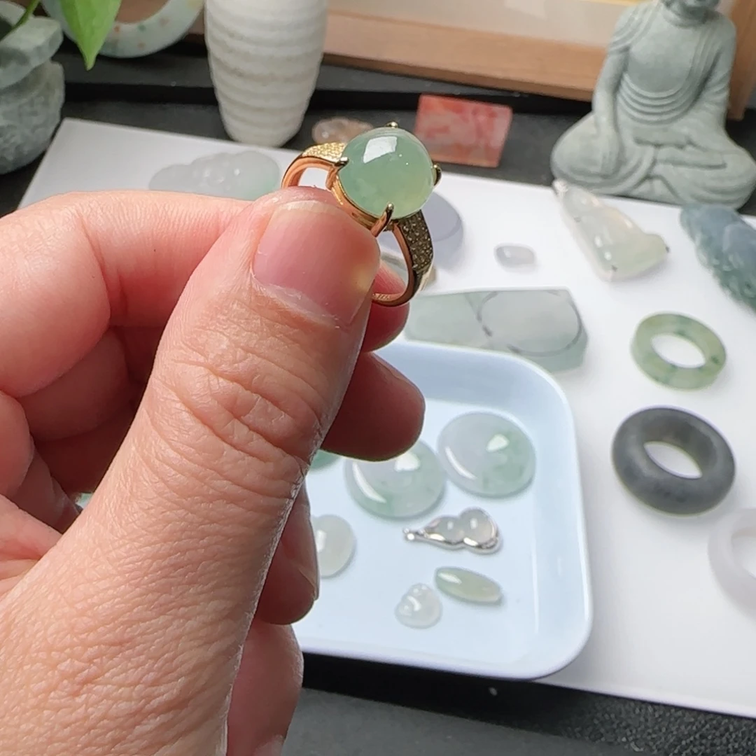 定制翡翠未镶嵌材料定制