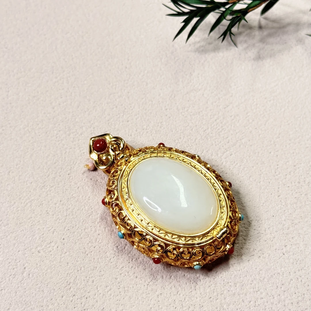 【六六中古】孤品复古和田玉香囊吊坠te9528