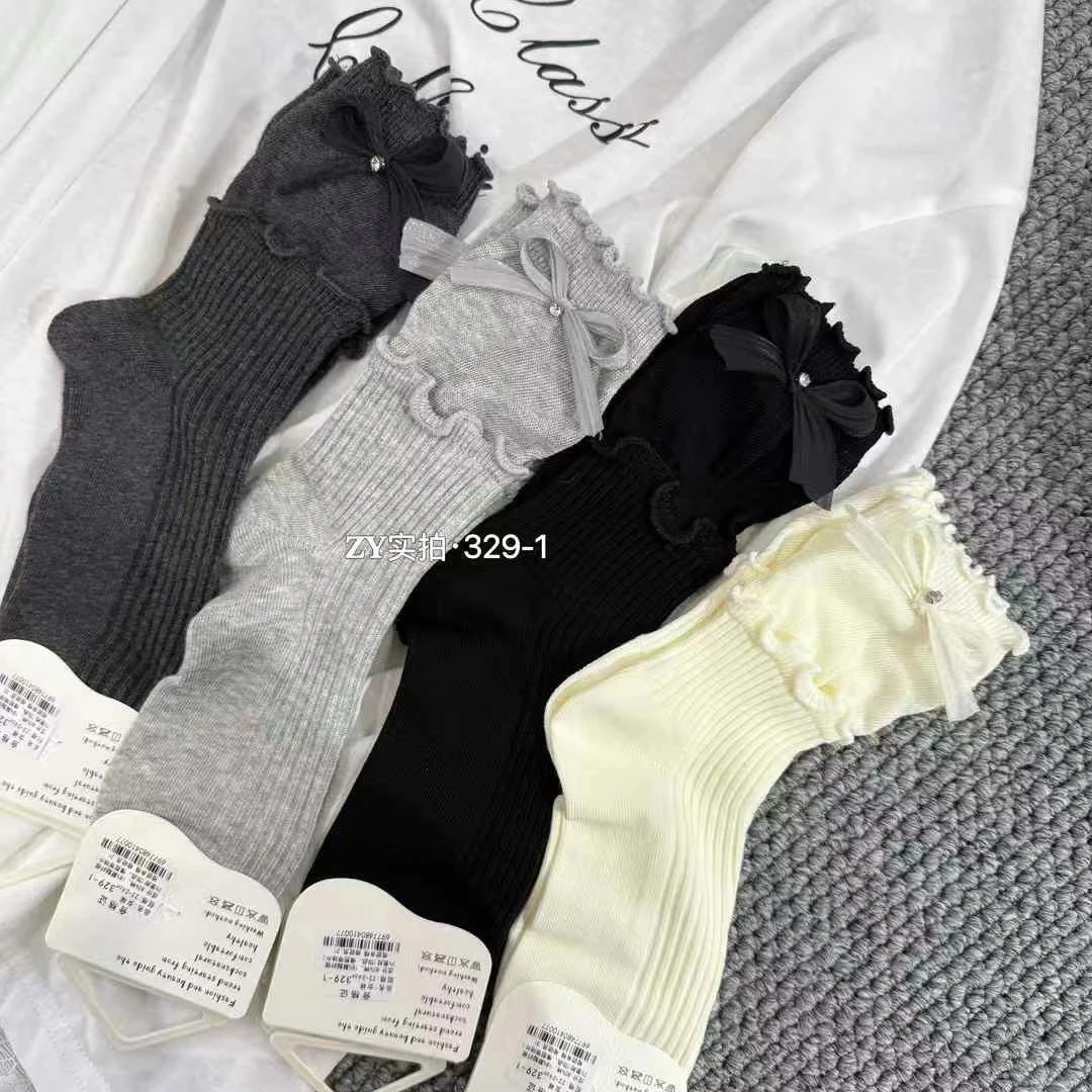 秋冬珍珠蝴蝶结中筒袜女日系纯色潮流堆堆袜