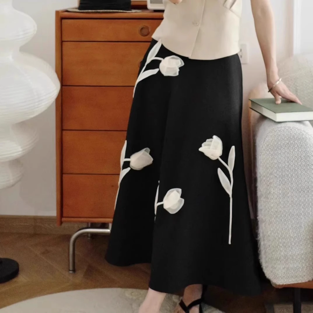 大码连衣裙立体花黑色轻熟风2025夏季新款轻奢气质百搭简约中长款