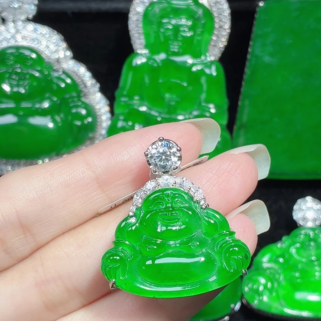 翡翠未镶嵌颈饰11