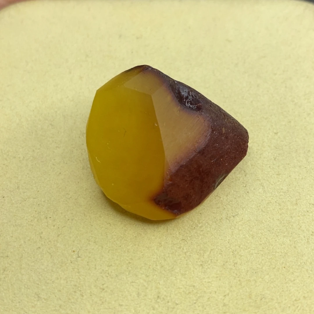 未镶嵌定制蜜蜡梨