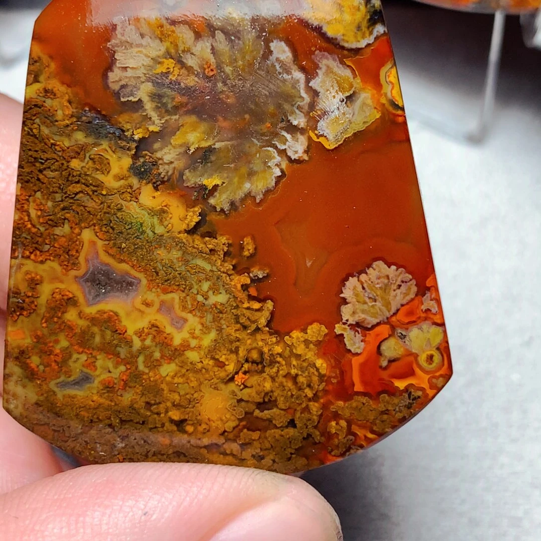 用***2玛瑙/玉髓未镶嵌战国红